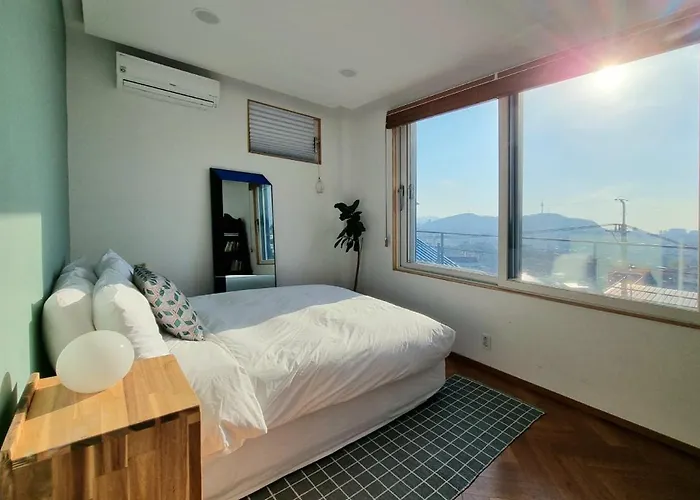 Naksan Balcony Apartment Seoul