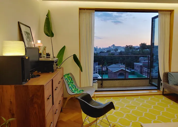 Naksan Balcony *